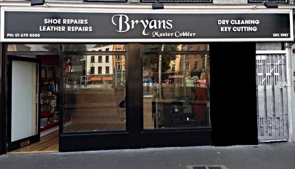 We are delighted to announce that our second store @ 44 Wellington quay, temple bar D2 is now open