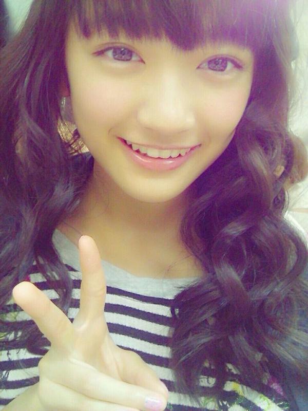 smmr_xxx's tweet photo. 『 基地外と言えば ~ ??
                        みきみき ~ !! 』

笑顔は恋の落とし穴 !
足長少女のシモムラですっ

気になった方RT !
基地外さんはもちRT !

待ってますよ ~ う http://t.co/BbjWw4cWtB