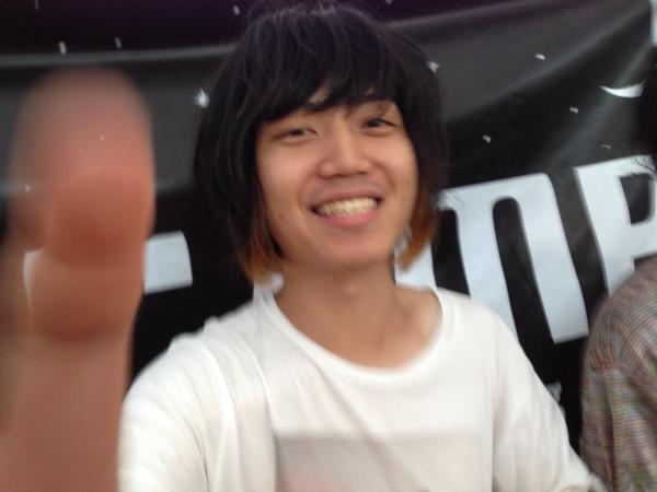 ソゴウ タイスケ はよ持ってきて下さいね Rt Haikaratalk 今日はソゴウタイスケの誕生日ですが 奴は減量に成功し 私からusjの年間パス 000円相当 を得る権利を奪い取っていったため 今年のお祝いは無しです ふぁっきん キュウソ Http T Co ソゴウ タイスケ はよ持ってきて下さいね Rt Haikaratalk 今日はソゴウタイスケの誕生日ですが 奴は減量に成功し 私からusjの年間パス 000円相当 を得る権利を奪い取っていったため 今年のお祝いは無しです ふぁっきん キュウソ Http T Co