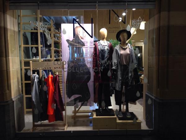 Fancyfarmers's tweet photo. #RAINS at #NUMMERNINE in magnaplaza. We love the window guys!  @nummerniofficial @Fancyfarmers http://t.co/0f2QLQ8BUZ