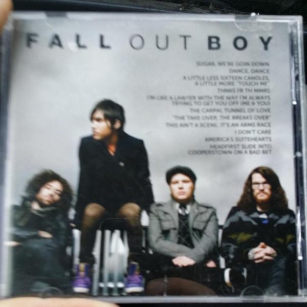 thebigap67's tweet image. @falloutboy #FallOutBoyFriday