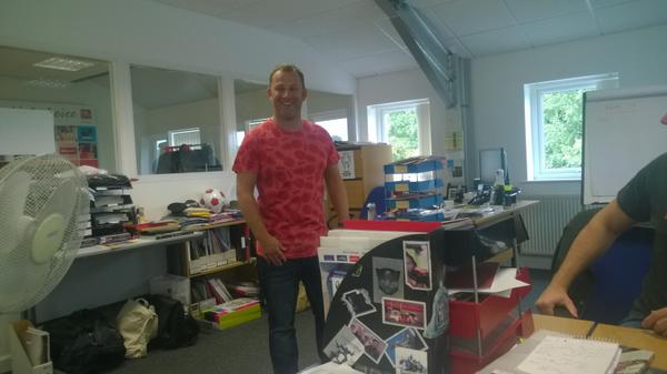 RussellEurope's tweet photo. Phil at @btcactivewear has the #fridayfeeling in our Red Marl HD T. We love the print! #pineapple #hdt #sublimation http://t.co/ydaZQLNvJY