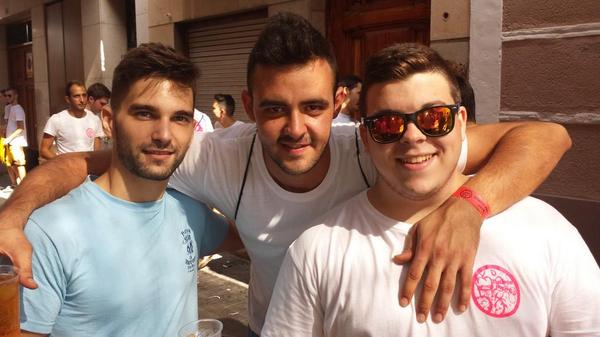 Jara_12's tweet photo. En la @nabosparty  en @johanetcarico  @jesus_galaan http://t.co/UzHRW8MOMF