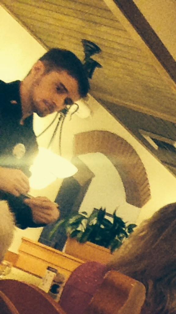 Justin Timberlake last night at the Olive Garden.