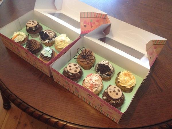 PuddingpokePuds's tweet photo. Check out our range of deluxe cupcakes chosen as a birthday gift. Let us know what you think and order now! http://t.co/EQUm2FHwkW