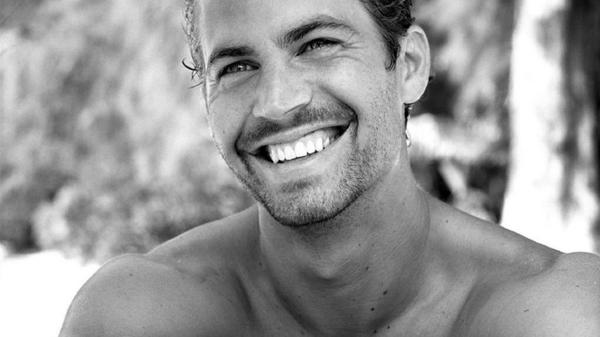 enews's tweet photo. Today would have been Paul Walker's 41st birthday. Keeping his family in our thoughts. http://t.co/1ntdUM7jNQ