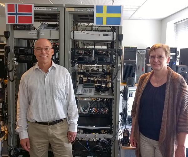 Disse utvikler "ISI", som vil muliggjøre  sikker kommunikasjon mellom nødetater og toll over riksgrensen fra 2016.