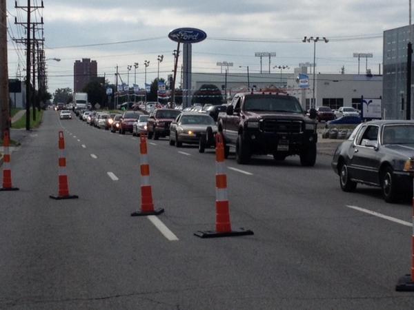 Traffic is already backing up on 5th Avenue in Huntington after two lanes were shut down due to a sink hole. #WSAZ