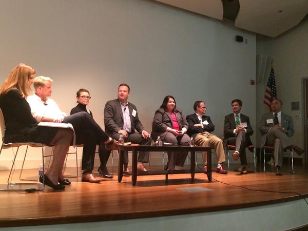 woodien's tweet photo. #crowdfunding policy implication panel @ #berkeleycf beginning. http://t.co/dVEnkaKxK7