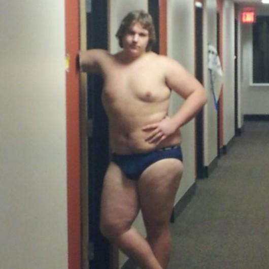 Big_Sees73's tweet photo. @Plurnt_UpMN @ItsThacker You're just jumping the gun http://t.co/dPJdgQFpi2