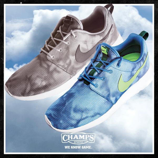 MenswearDeals's tweet image. The Nike Roshe Run "Cloud" Print is now available here: bit.ly/1rVclAj
