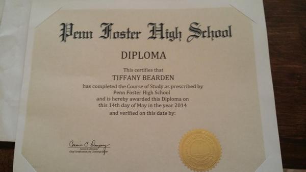 BeardenTiffany's tweet photo. Best feeling. 😎 🙏 #pennfostergraduate http://t.co/nVJyK4BEXU