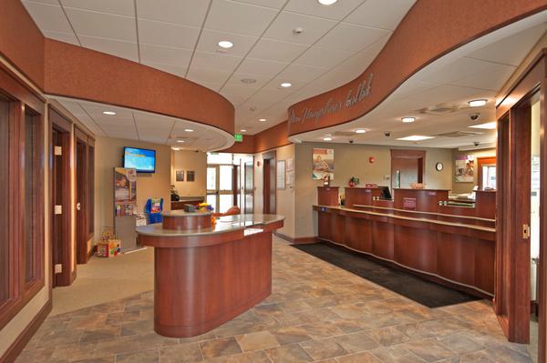 MilestoneEngCon's tweet photo. Milestone has completed the Plymouth branch bank for Bank of New Hampshire. http://t.co/lKBl5TF7jb