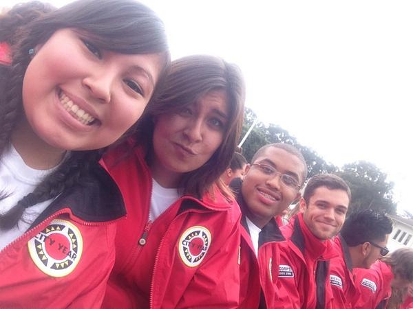 tNez12's tweet photo. @CityYearSAC made it to San Fran! @americorps #CAAmericorps20 #MakeBetterHappen http://t.co/RyrrC1LfKI
