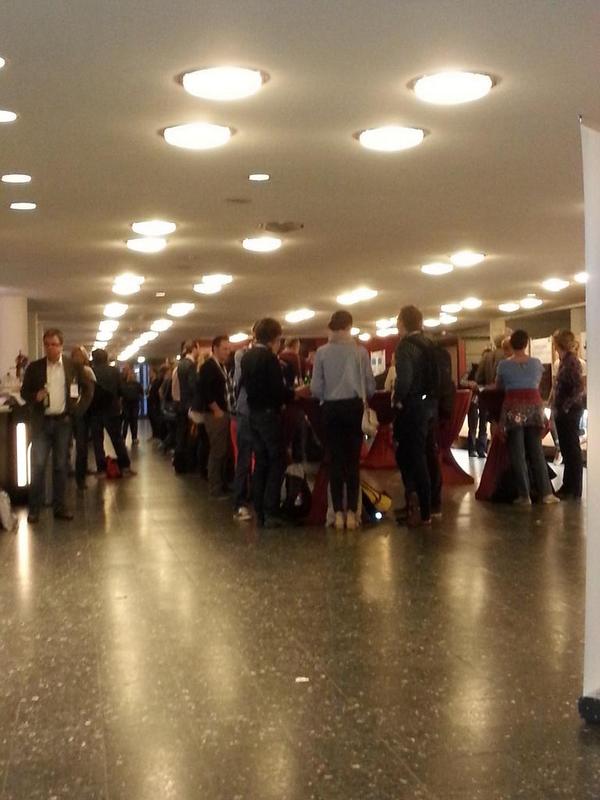Netzwerken der OER-Interessierten. That's where the magic happens. Ausklang Tag eins der #OERde14
