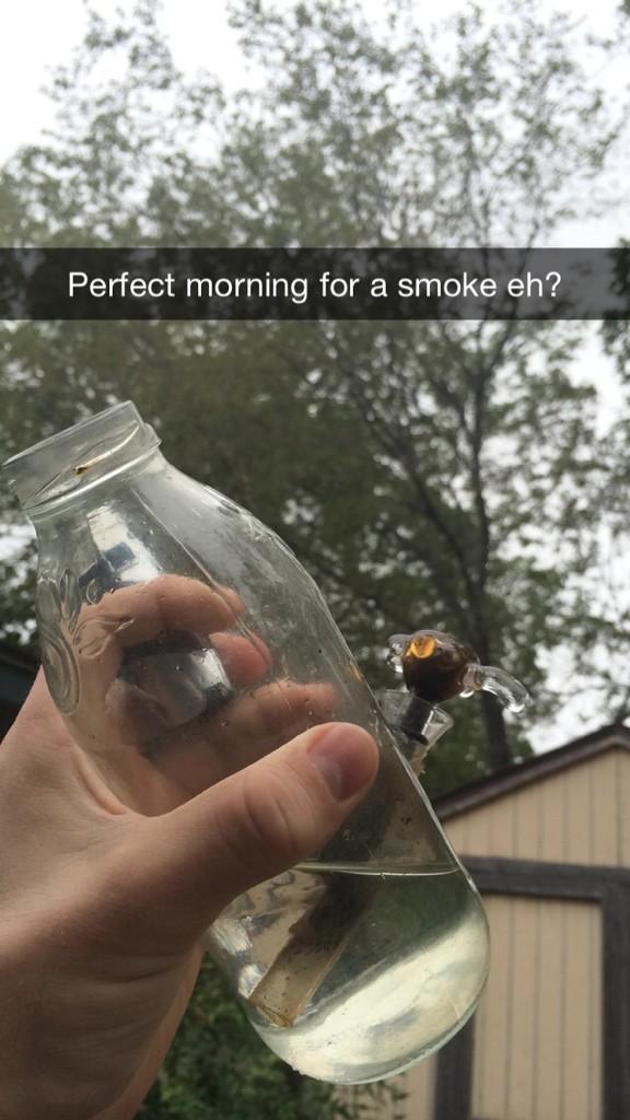 highonanon's tweet photo. #stoned #lifted #wakeandbake #420nation http://t.co/VX16QWSAq3