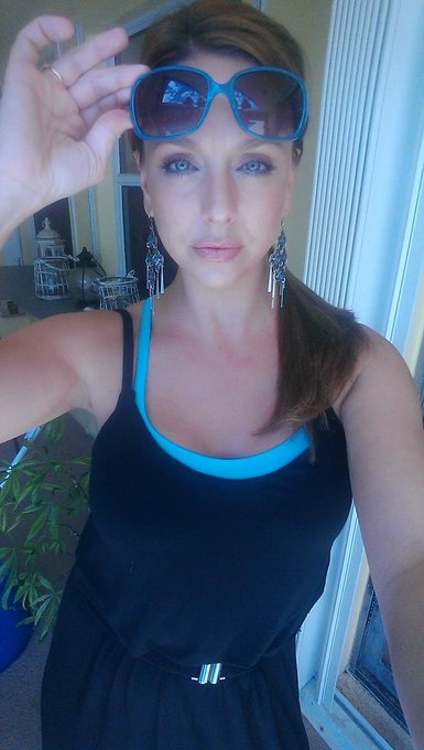 Come chat with me on nite flirt.  I'll be lounging by the pool! http://t.co/Ya82pmLF4J<a href="/tag/live"class="tags"><span>#live</span></a><a href="/tag/ppv"class="tags"><span>#ppv</span></a>