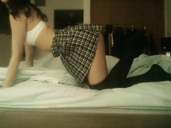 PetitePcppie's tweet image. Had such a long and stressful day at school, will you come and make me feel better daddy?