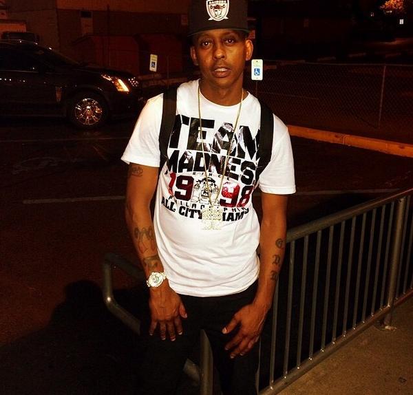 MadnessDesigns1's tweet photo. @gilliedakid We all come from a city of #Madness so we embrace what can't be replaced!
#MadnessDesigns #TeamMadness http://t.co/vB7NQnQvq8