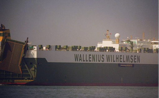 IHSMarkitMandT's tweet photo. Wallenius Wilhelmsen's car carrier Parsifal @ShipsInPics #maritime #shipping #ships @WilhWilhelmsen @ShipsImages http://t.co/VPDlznMlxA