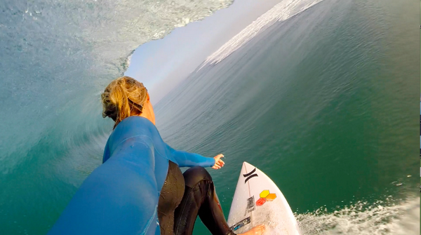 GoPro's tweet photo. GoPro athlete @LakeyPeterson enjoys some shade on the water. #surf http://t.co/VcU59f4Edg
