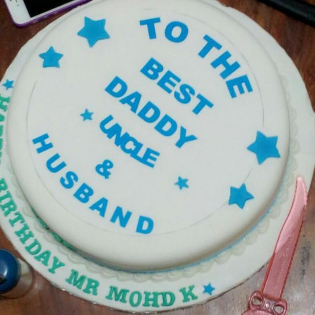 Happy birthday to my pops.. Alongside  n Jennifer Hudson!.Very special day to them all 