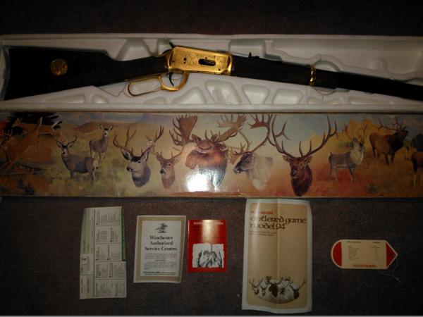 Billy9oh5's tweet photo. 1978 winchester commemorative Antlered game edition 30/30 lever action rifle model 94. @winchester http://t.co/9LMfao2HA5