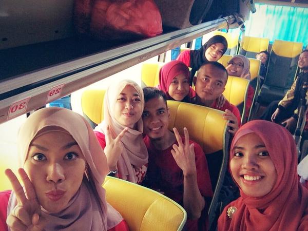 achie_sun's tweet photo. To the beach, yeaaaayyy @klo53_im4 @eninceu http://t.co/cA7C8etMKu