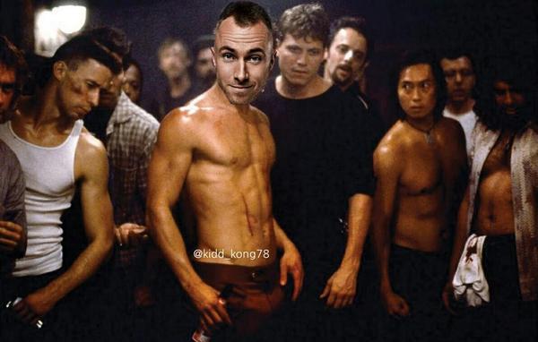 kidd_kong78's tweet photo. Brad Pitt of Dancing though
#cbb #cbbuk http://t.co/qymMiMXWpT