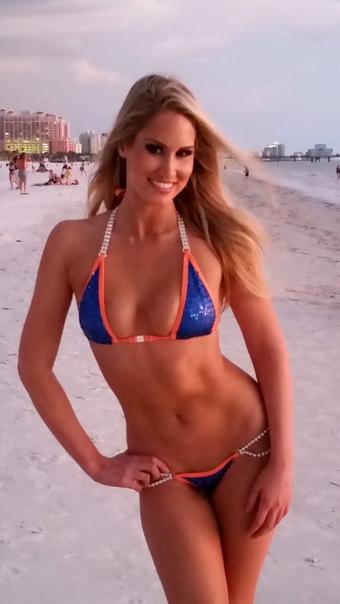 #bts from my shoot for Athlon Sports' Hottest Fans @AthlonSports @BikiniGirls69 @BikiniFitspo @HotGirlsOfTwitt<a href="/tag/bts"class="tags">#bts</a>