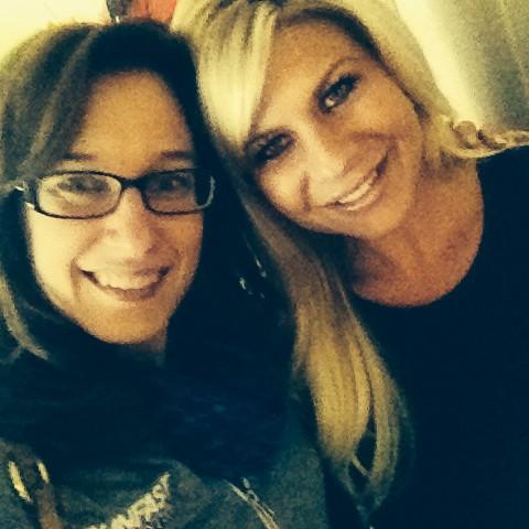 ShannonLazovski's tweet image. We made it. #Michigan bloggers in the house! @runfastmama @glamorousmoms #BloggyCon14