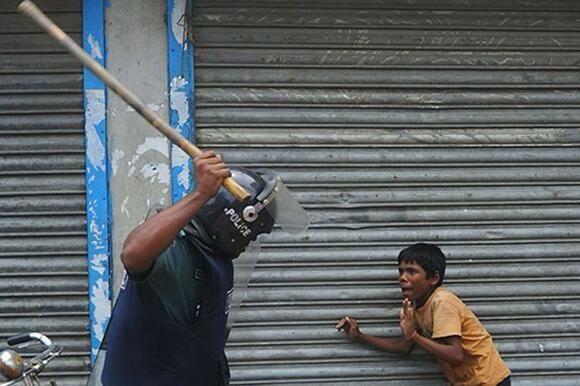 sabiastuque_'s tweet photo. Ese día el niño dejó de ser niño, y el hombre dejó de ser hombre http://t.co/LbFXCmGHqU