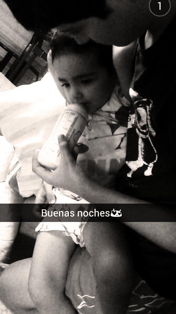 marisol1888's tweet photo. Buenas noches😍 http://t.co/nnljIf71b5
