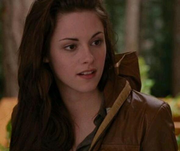 In my country its already September 13. So happy birthday Bella Swan! 