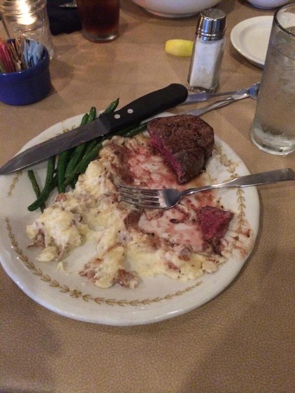 MWNoble's tweet photo. If you haven't had a #WilsonCafe filet then you're missing out... http://t.co/zq53kiLcaw