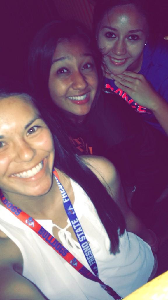 julisssss_'s tweet photo. A much needed date night ๐ #missingari http://t.co/EM33CJQCDh