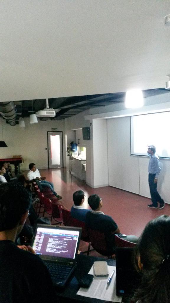 mail2fashion's tweet image. #devstack session by Swapnil  @tweetsvap  #openstack meetup