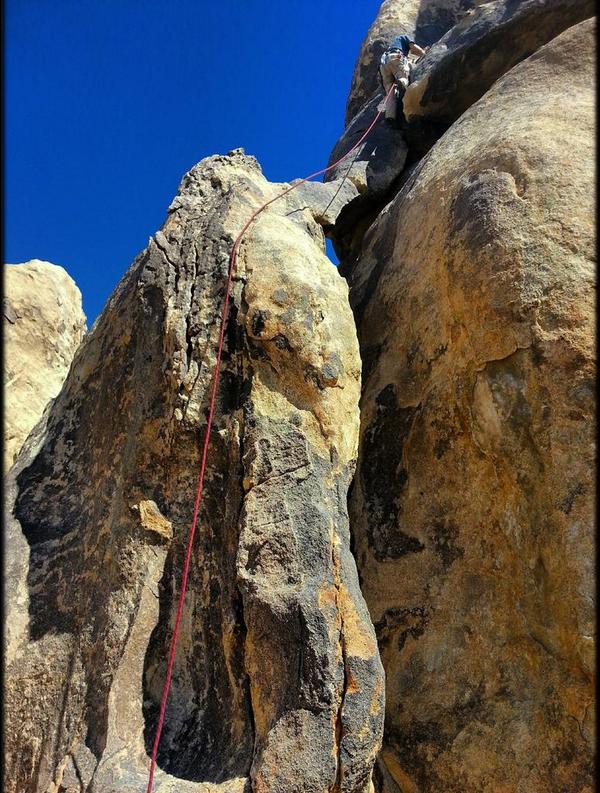 omgnicholas88's tweet photo. Jesse running out the route at horsemans center.. @TNFLocals  #tnflocals #ambsdr #rockclimbing #neverstopexploring http://t.co/FZpYwqlOOi