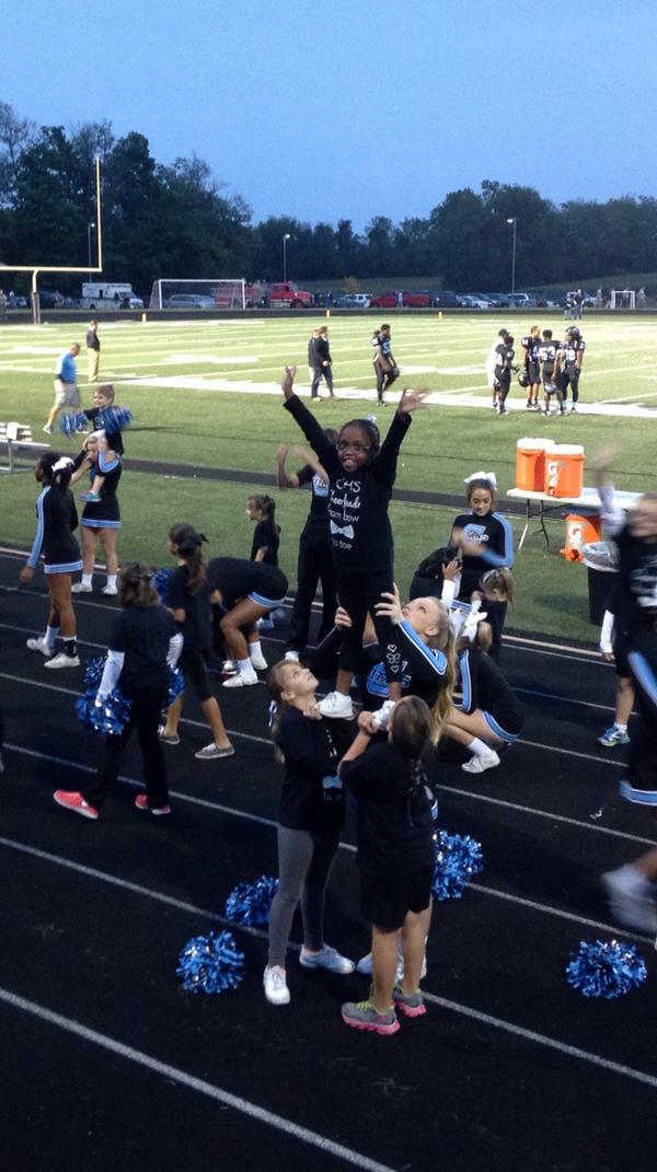 mamarawlins's tweet photo. My future Titan cheering at the Hometown Showdown @CollinsTitans. http://t.co/rc7HByQfer