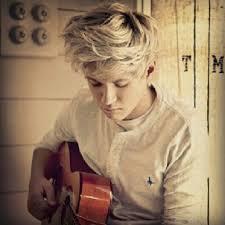  happy birthday niall horan you meet many more 
I Love You 
<3 