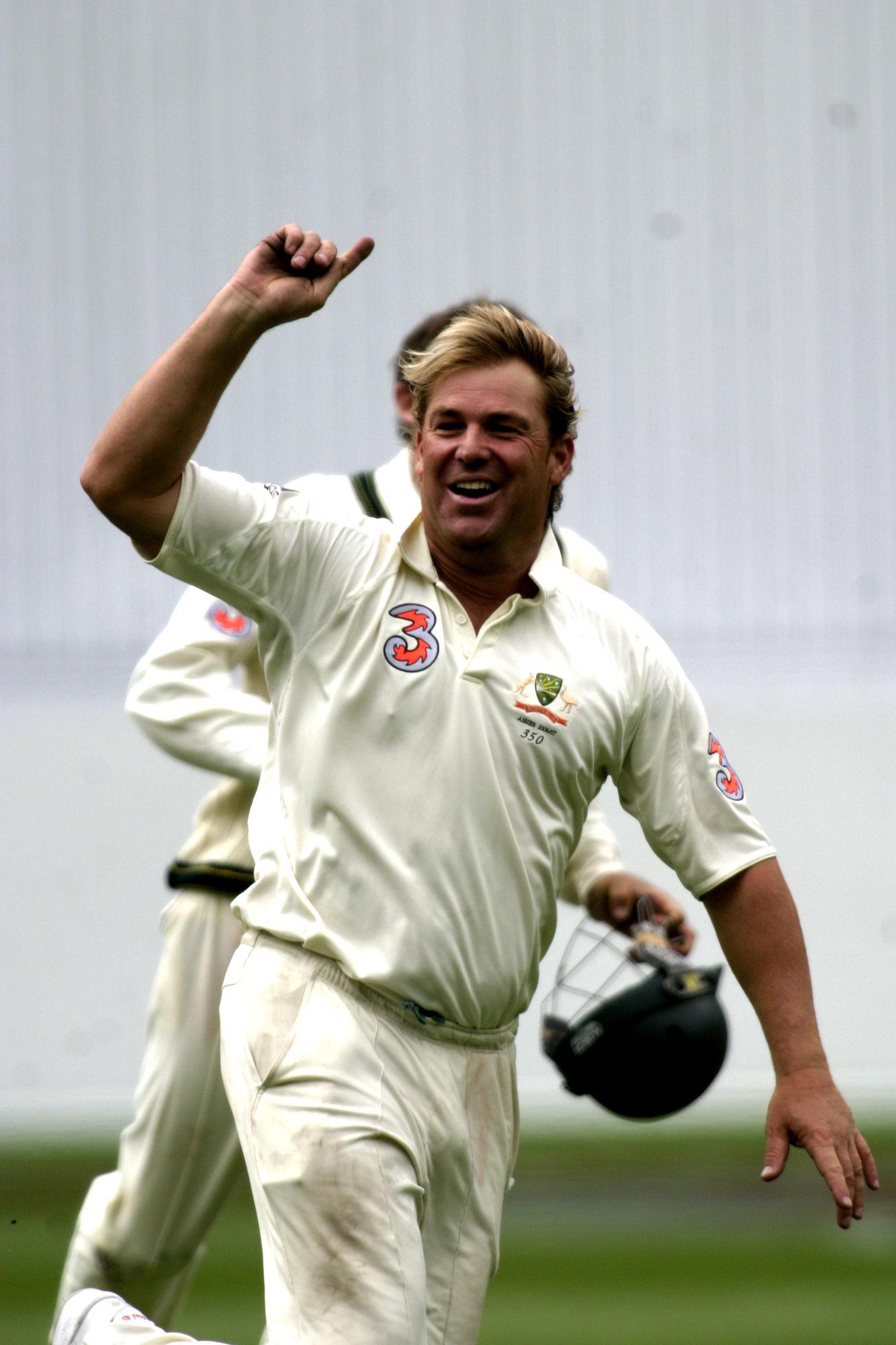 Happy Birthday to former Australia spinner Shane Warne who turns 45 on Saturday. What is his best performance? 