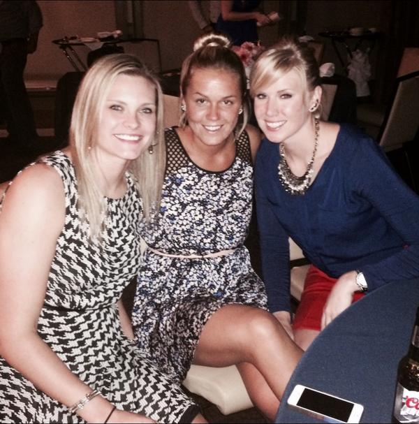 maddieb605's tweet photo. Weddings...💃💃 http://t.co/FK0e4t3n4U