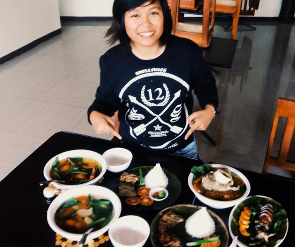_ljflores's tweet photo. Thank you for the trust and for Having me KAN-ANAN NI OGIS! :) Sa uulitin 👍😊 #NativeRestaurant #Seafood #Chicken http://t.co/0JE7fg7eTS