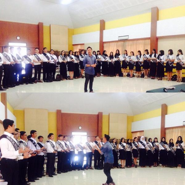 Akang Teteh PPP lg belajar ttg Presentation Skills bareng Mas <a href="/DJ4rie/">DJ Arie</a> :D #PPPForsi2014