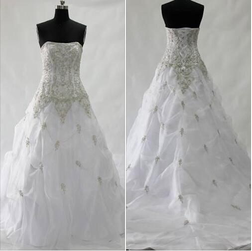 OuterInnerClub's tweet image. Hot-Seller Wedding Dress
With Embroidery :bit.ly/1omXBZO
#outerinner #weddingdresses #beading #classic