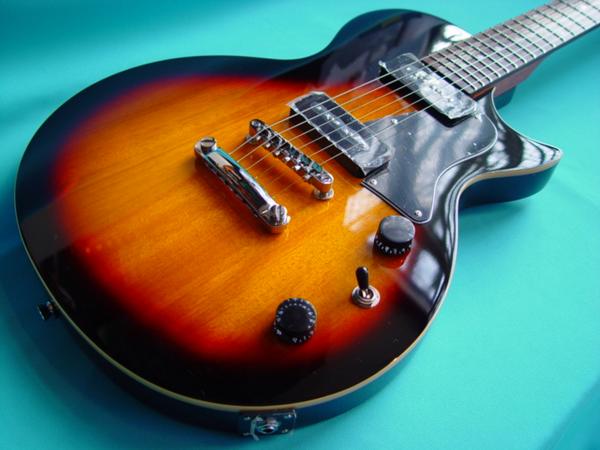 PeterCooksGuits's tweet photo. @kookybrah  the nearest guitar we have is a Stagg SEL-P90SB  Rock "L" Series, P90 Electric Guitar Sunburst @£149.00 http://t.co/dQ8sMfTYk1