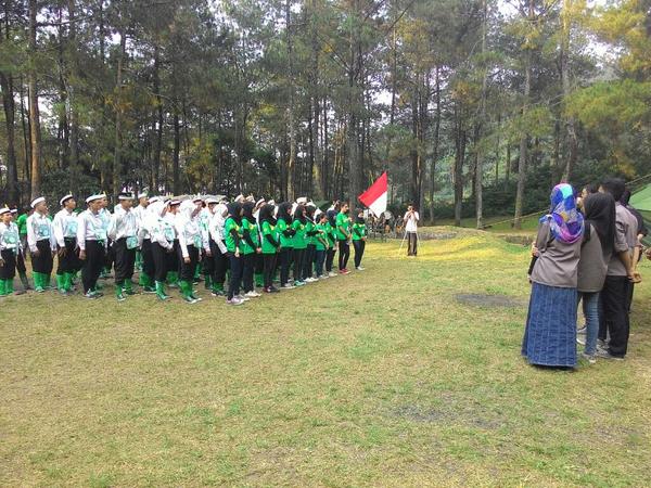 femaftunpas's tweet photo. Suasana mabim luar Teknik Informatika di puntang. Cc: @HMTIFunpas http://t.co/CUNpkuhAfl