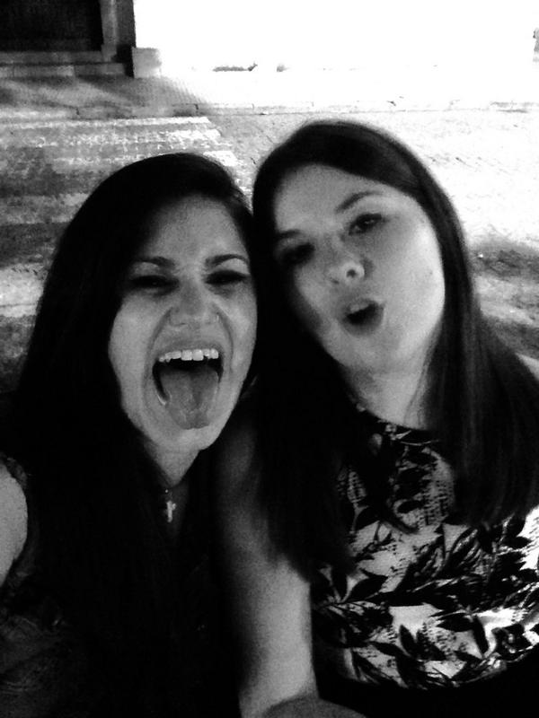 LauryLong's tweet photo. La quiero a mรกs no poder!!! @LorenaPlaza10 #miniรฑa #tecomooo http://t.co/auxWACF6h8