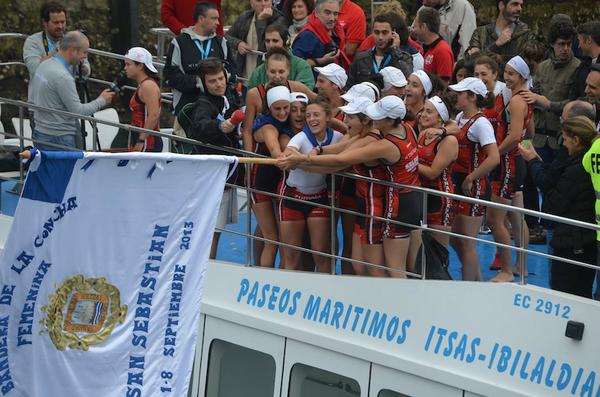 telmodeunAE's tweet photo. ...eta AURTEN ZERGATIK EZ?

Aupa ZUMAIA SALEGI JATETXEA! http://t.co/FbmqUArk37
