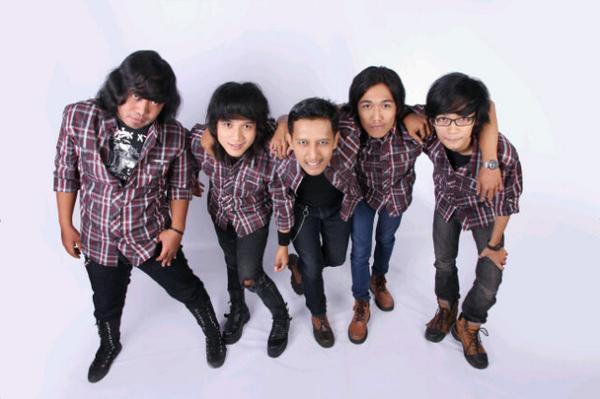 Flying Dutchman Band tweet media